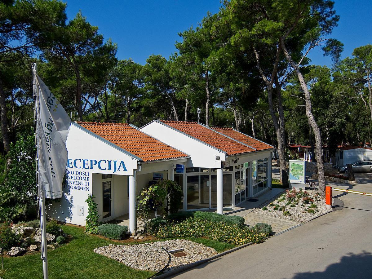 Mobile Home Heaven Biograd Biograd Na Moru Exterior photo
